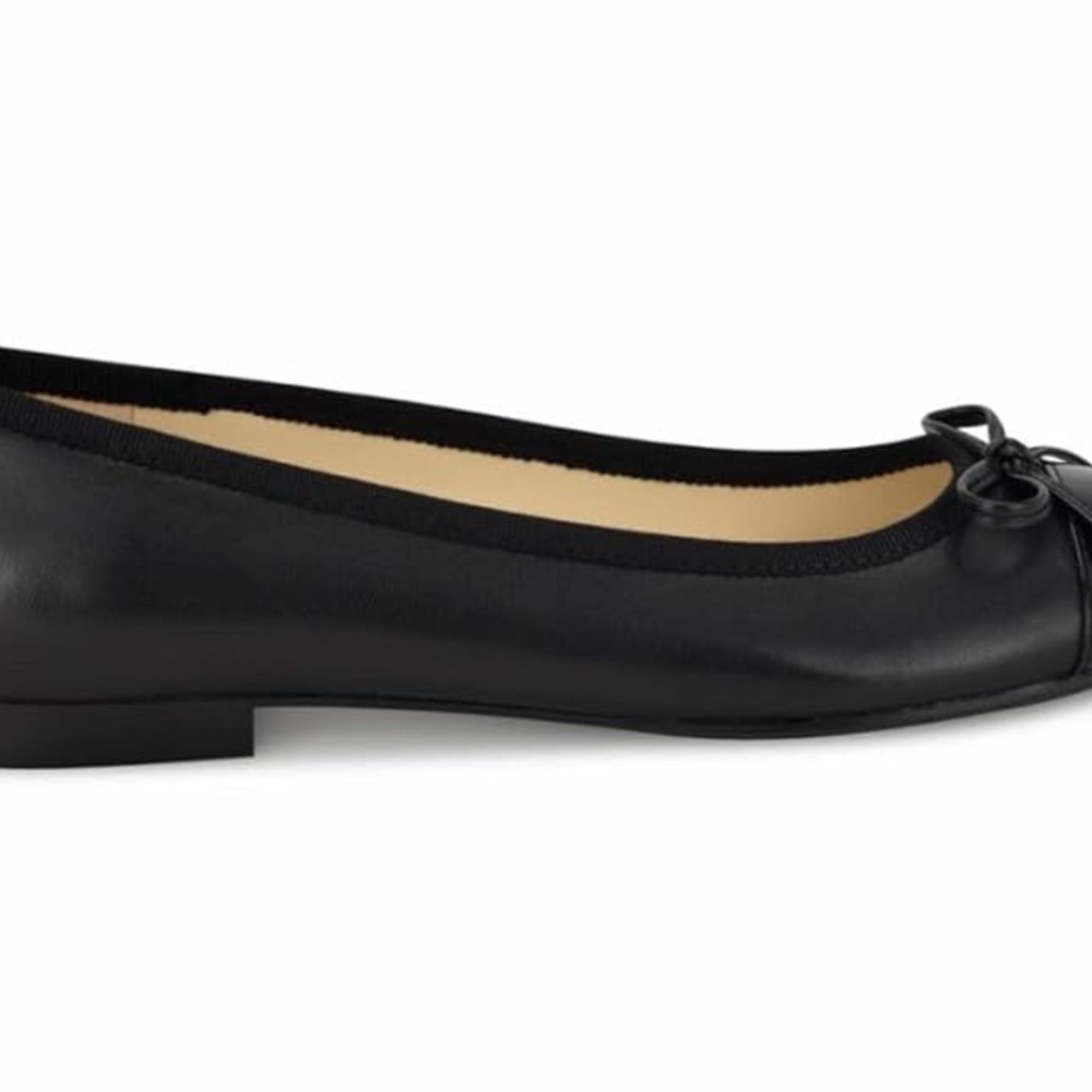 Brand New: Nine West Black Leather Flats